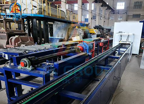 Retaining wall fully automatic production line