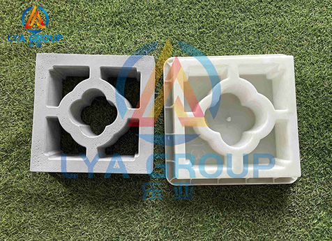 Breeze block molds